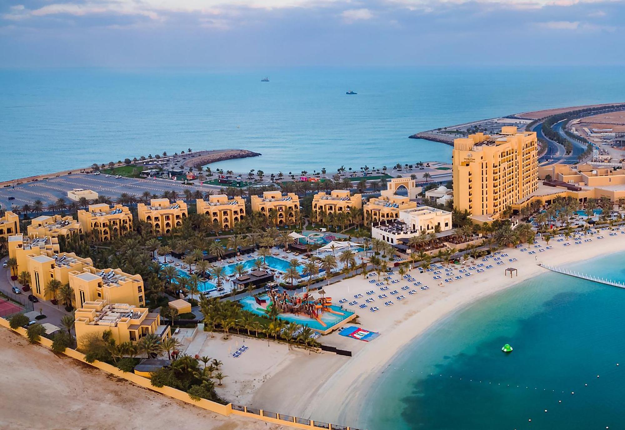 Doubletree By Hilton Resort & Spa Marjan Island Ras al-Khaimah Exterior photo Aerial view of the resort